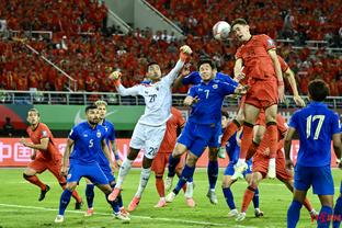 大帝赛后持续输出：你TM也不是踢韩国日本啊，新加坡这些球员他会踢球吗？